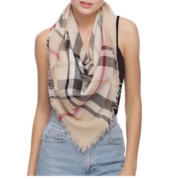 Accessories - ✨SALE!✨LAST1!✨5⭐️NEW! BEIGE PLAID WRAP SHAWL SCARF